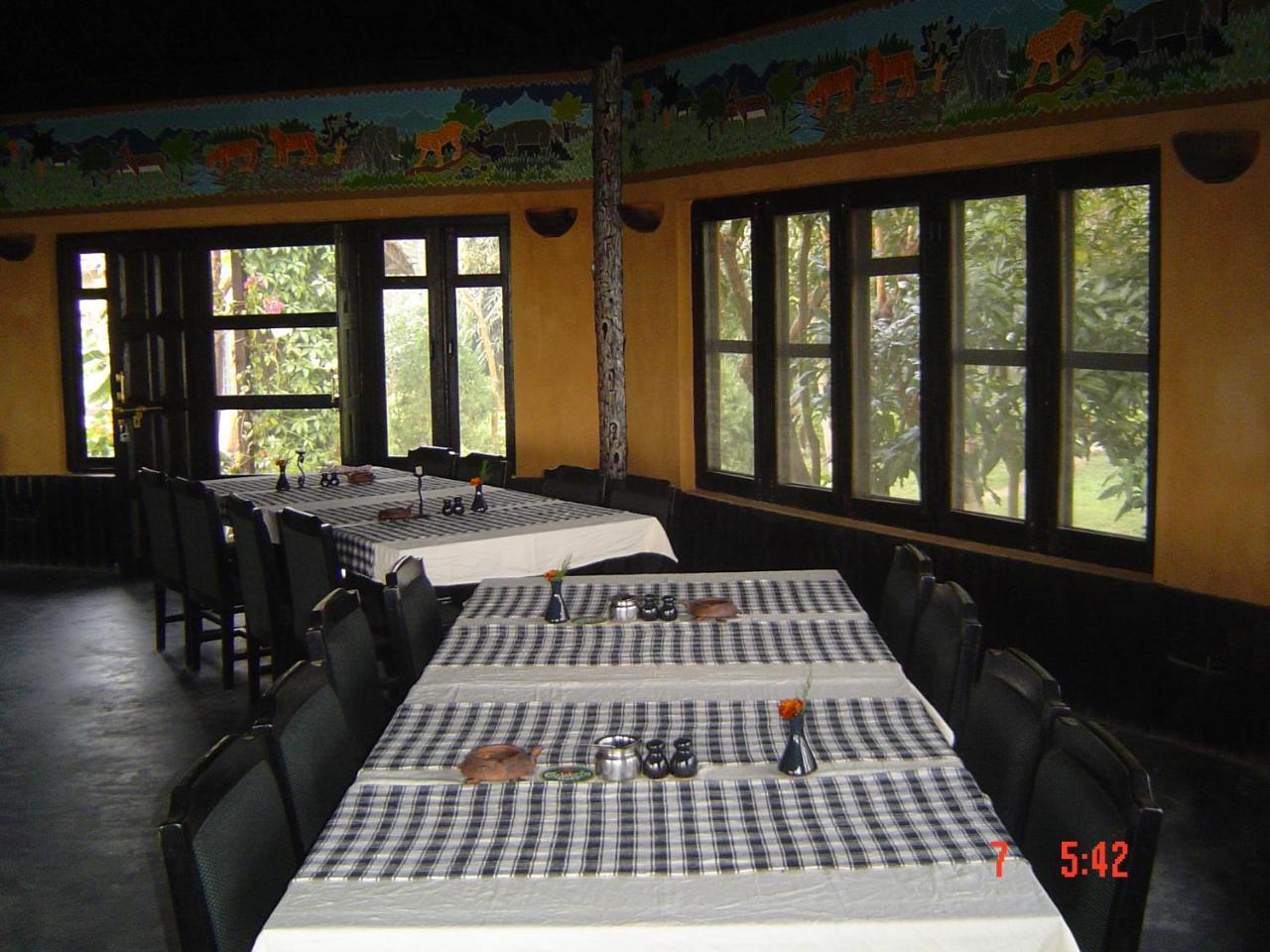 Rhino Lodge Bardia Pvt Ltd Bardiya Exterior photo